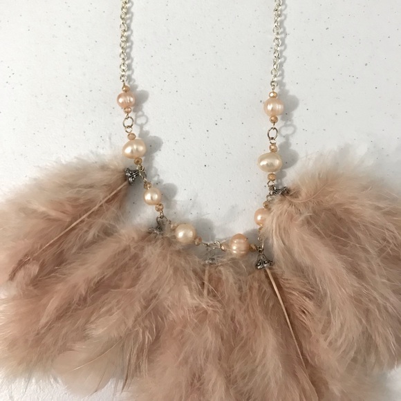 Feather and Pearl Necklace - Picture 2 of 2